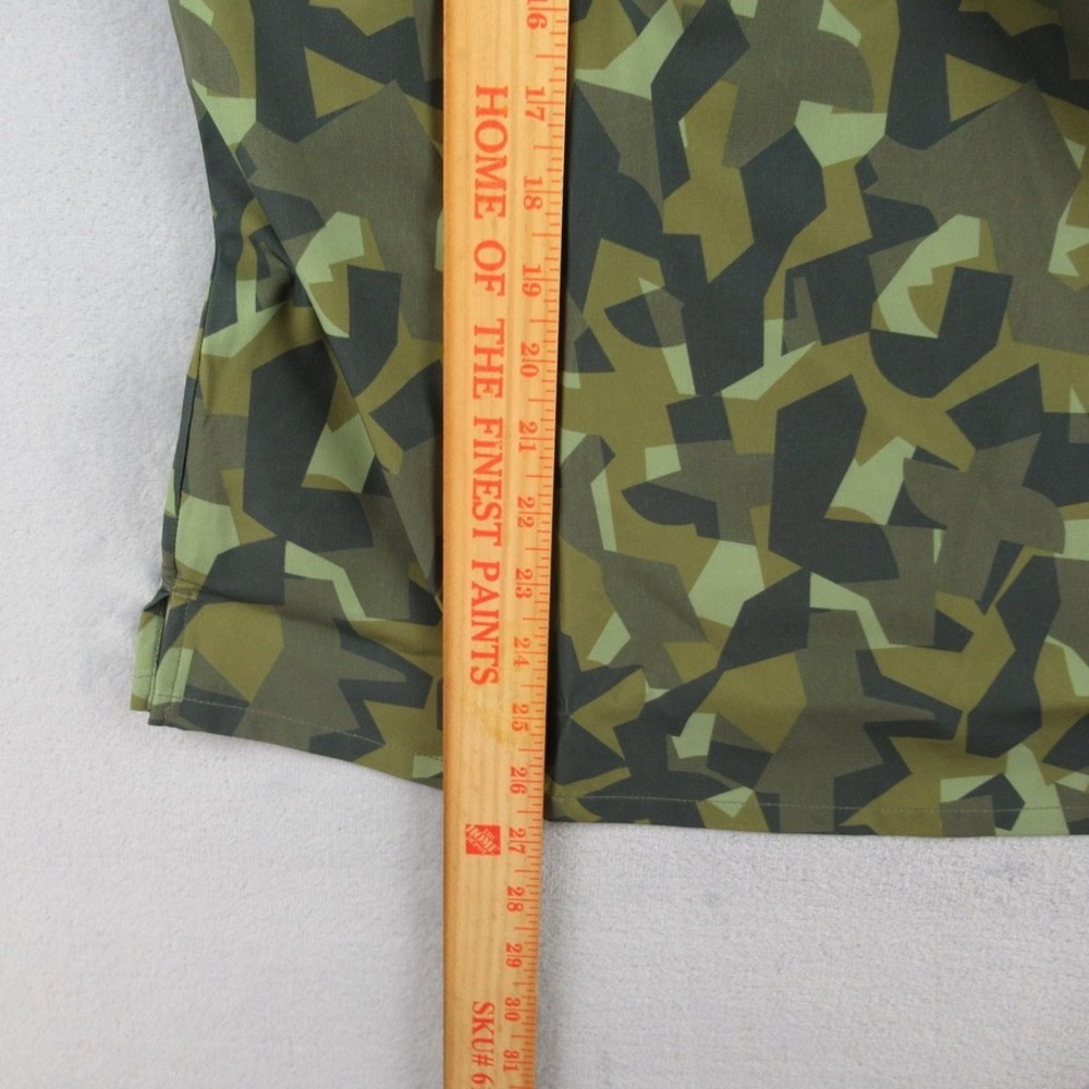 FIGS Printed FreeX Catarina One-Pocket Scrub Top Green Camo W23SW1066 Womens M - Picture 5 of 8